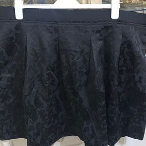 Daisy Fuentes woman size 2x NWT. Bundle and save